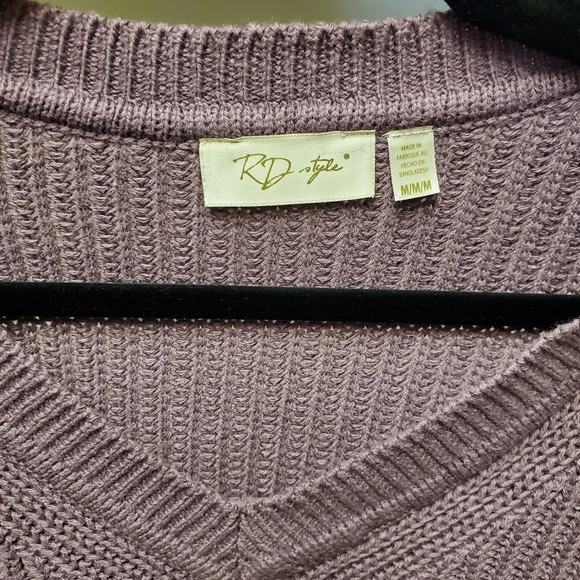 RD Style Sweater - Picture 3 of 3